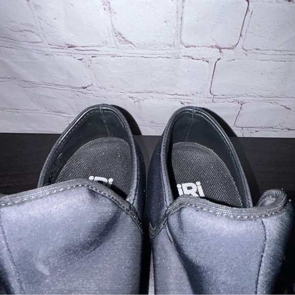 IRI NYC Wes 1 Black on black low top sneaker women’s size 37 1/2 - Picture 4 of 9